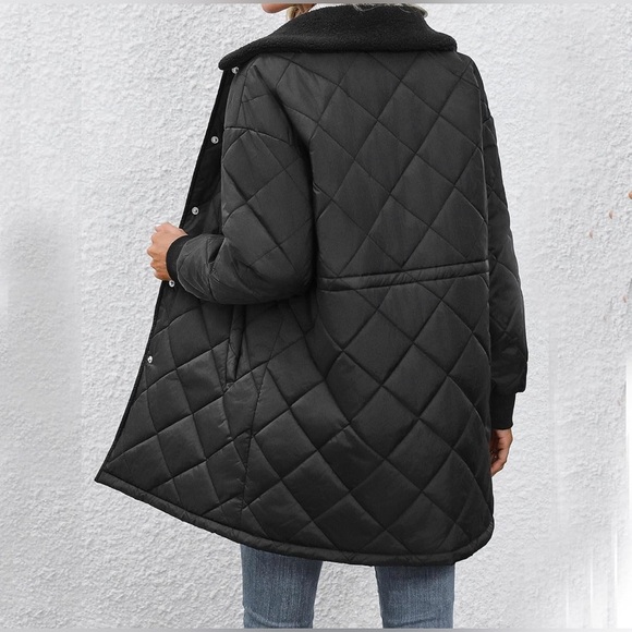 Amazon Simple Black Quilted Light Coat - XXL - Picture 2 of 11
